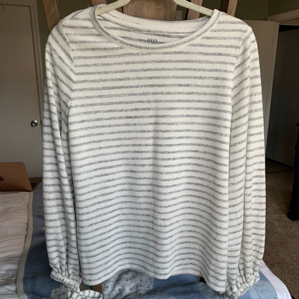 Fuzzy A.N.A. striped Sweatshirt with tie sleeves